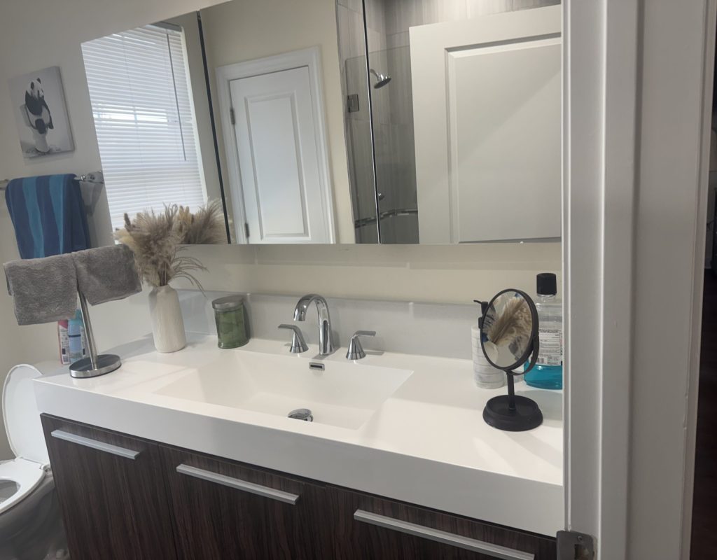 Professional maid service in Plano TX keeping home spotless